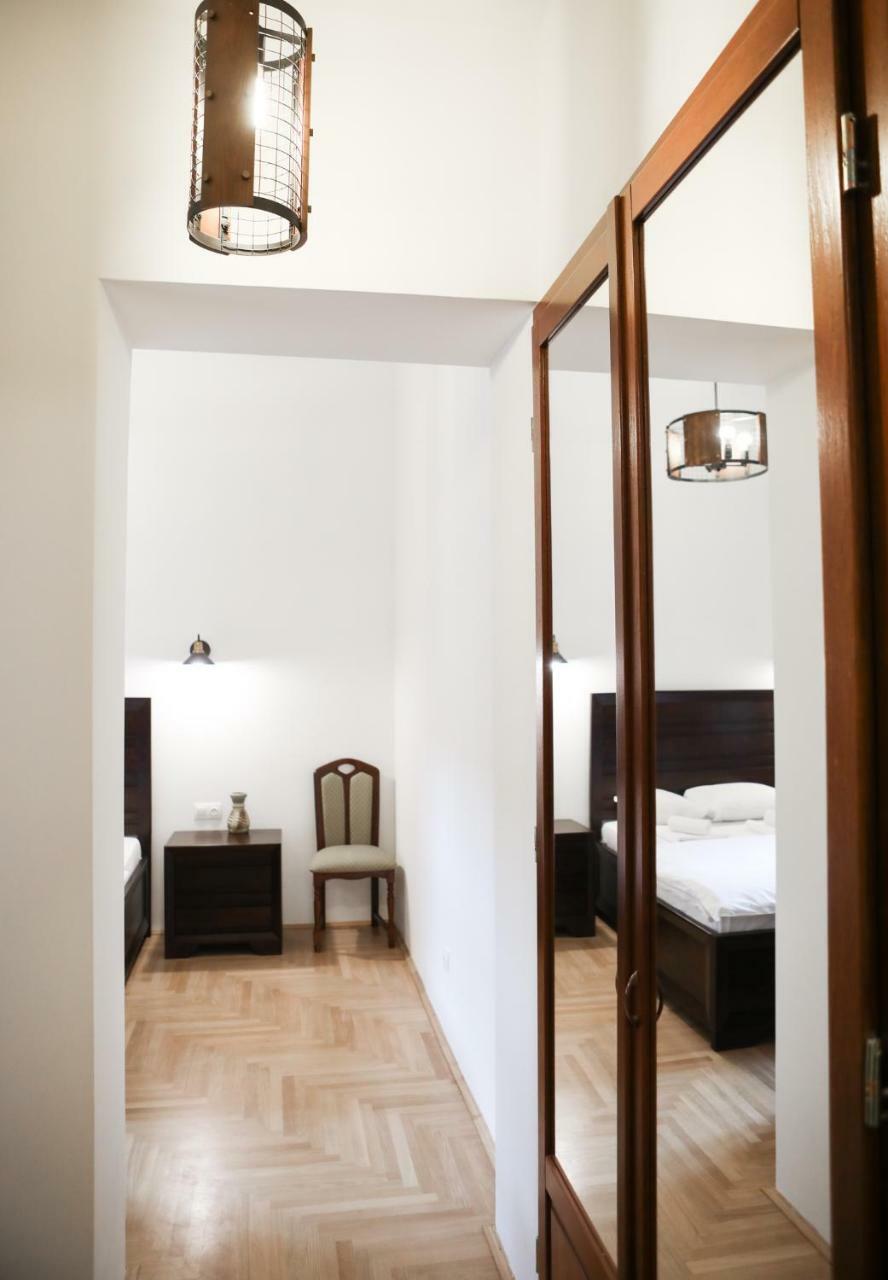 Contessa Central Studio Cluj-Napoca Esterno foto